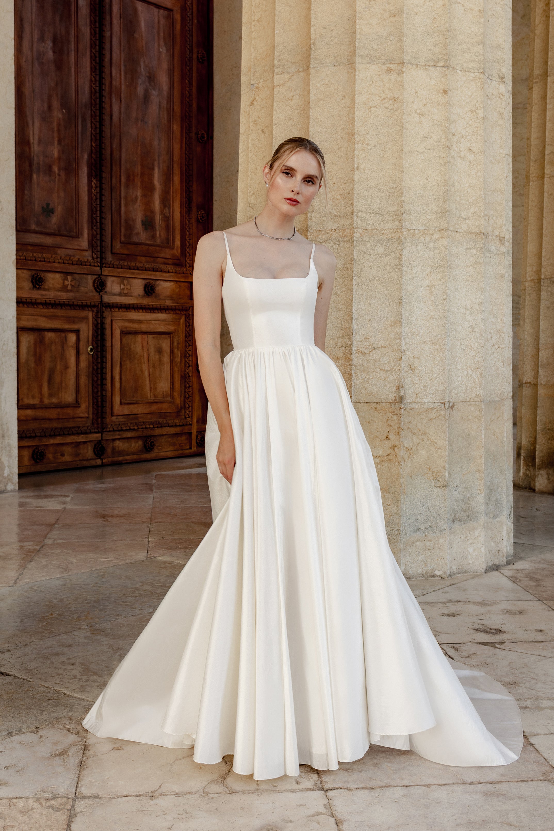 Amelie : A modern wedding dress with a square neckline and gathered a- Aesling Amelie : A modern wedding dress with a square neckline and gathered a- Aesling